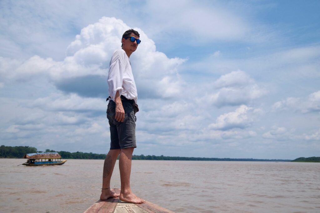 Amazon boat trip pink delphines